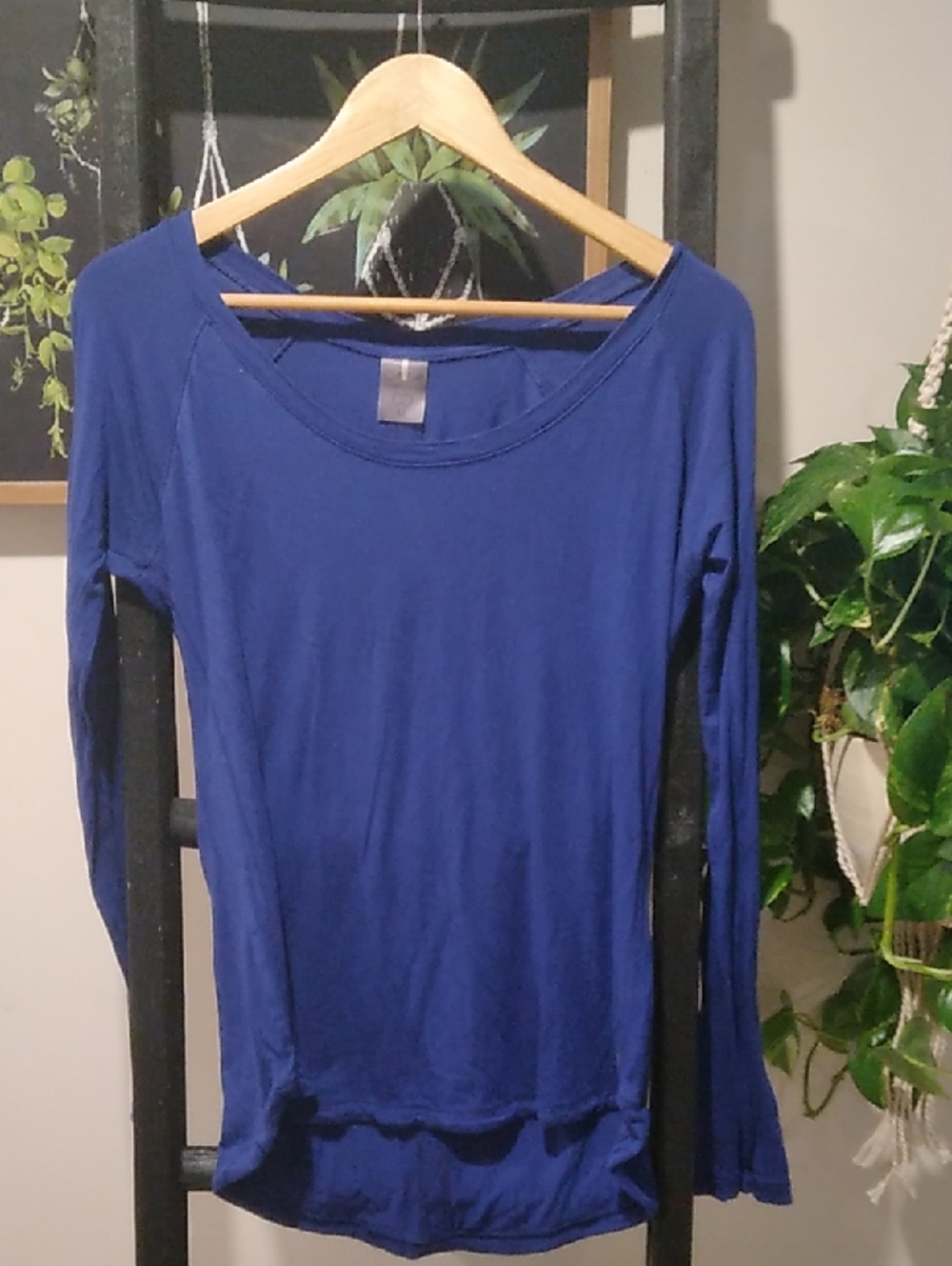 Women's CALIA by Carrie Underwood Long Sleeve Scoop Neck